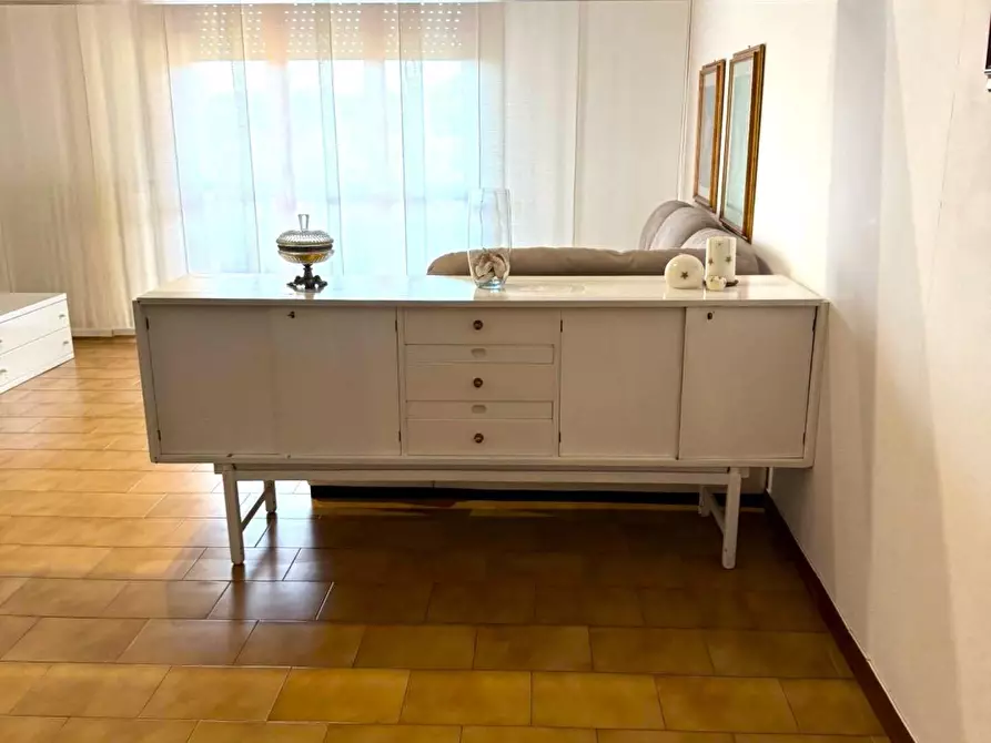 Immagine 7 di Appartamento in vendita  a Massa