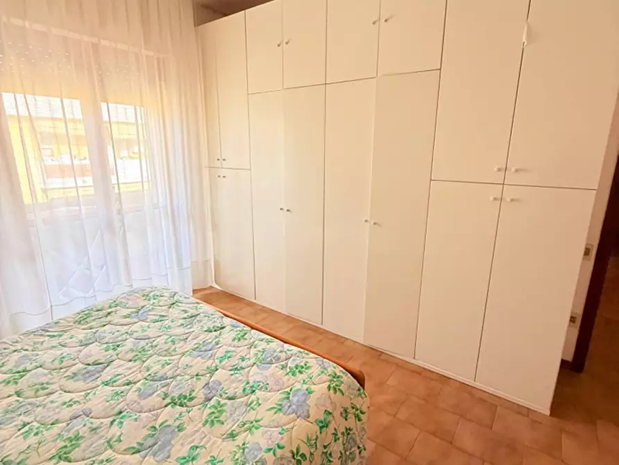 Immagine 25 di Appartamento in vendita  a Massa