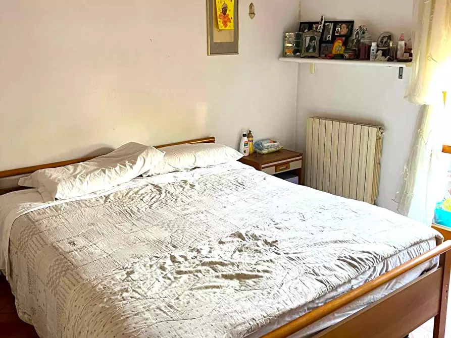 Immagine 9 di Appartamento in vendita  a Massa