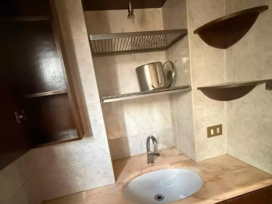 Immagine 2 di Appartamento in affitto  a Pisa