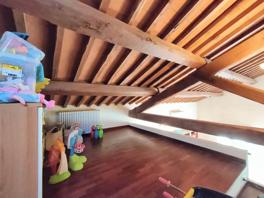 Immagine 30 di Terratetto in vendita  a San Giuliano Terme