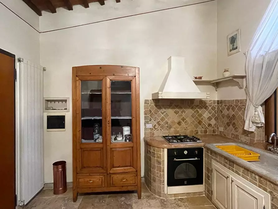 Immagine 13 di Appartamento in affitto  a Vicopisano