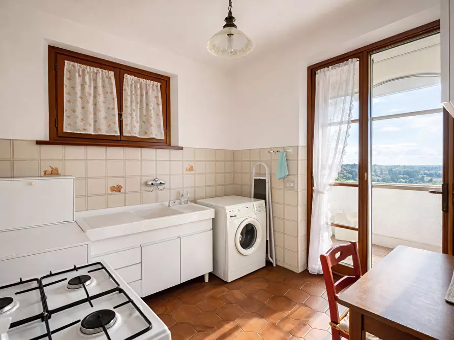 Immagine 14 di Appartamento in vendita  a Montopoli In Val D'arno