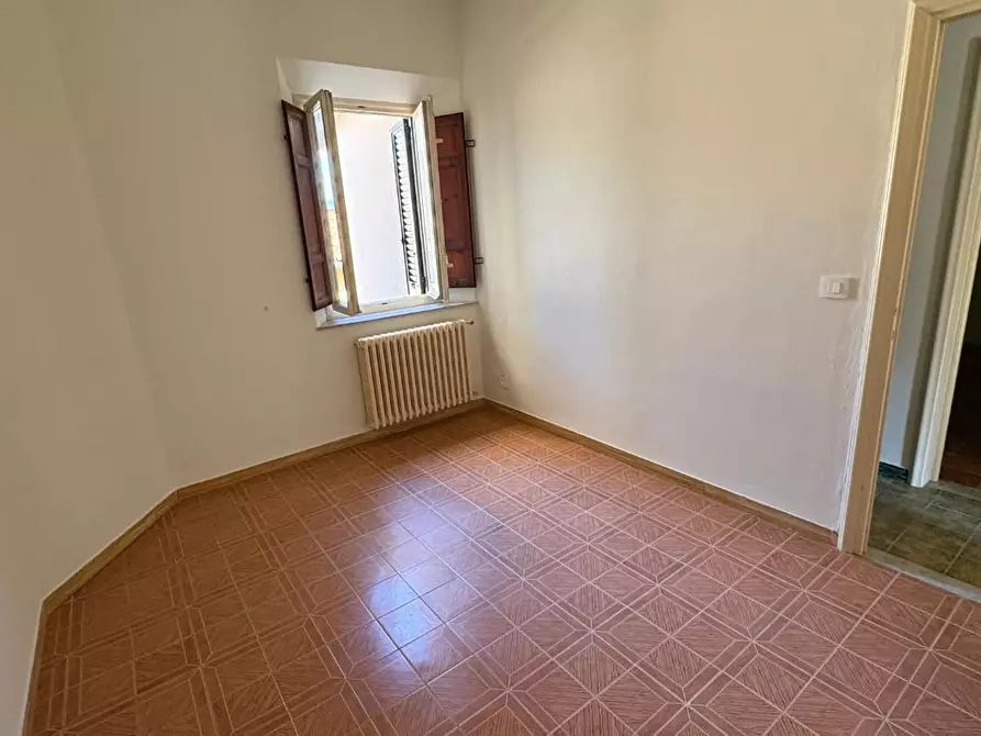 Immagine 37 di Casa indipendente in vendita  a Lucca
