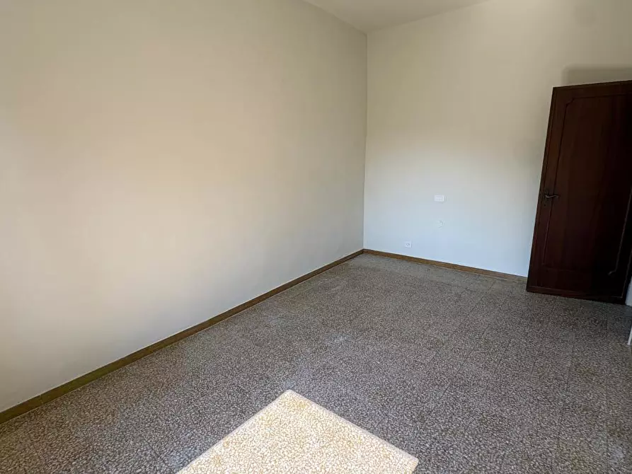 Immagine 41 di Casa indipendente in vendita  a Lucca