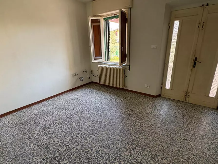 Immagine 7 di Casa indipendente in vendita  a Lucca
