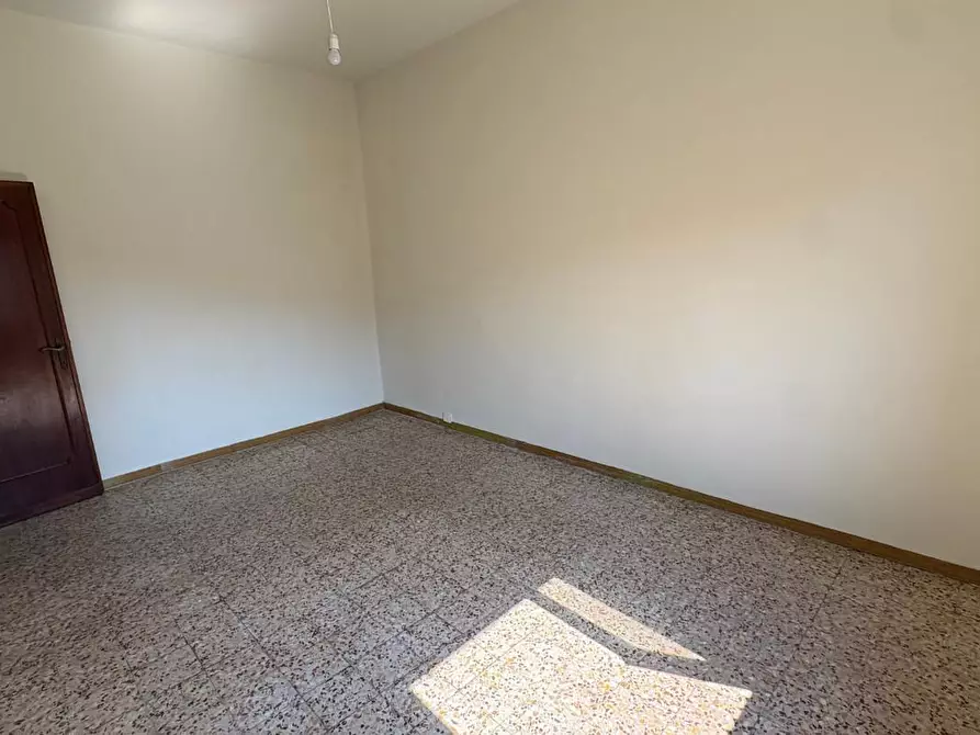 Immagine 35 di Casa indipendente in vendita  a Lucca