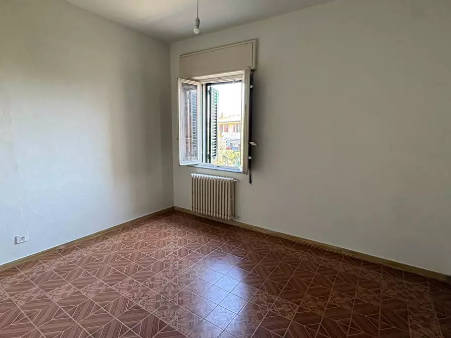 Immagine 38 di Casa indipendente in vendita  a Lucca