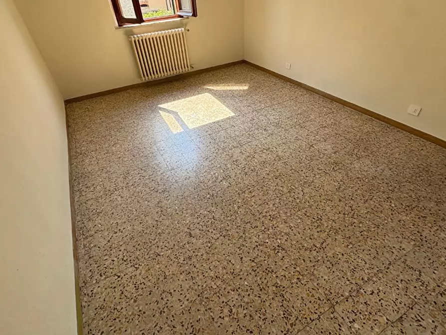 Immagine 34 di Casa indipendente in vendita  a Lucca