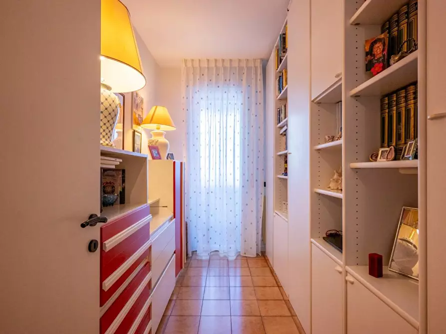 Immagine 27 di Appartamento in vendita  a Cascina