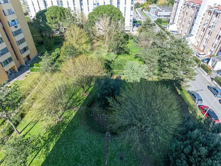 Immagine 17 di Appartamento in vendita  a Cascina