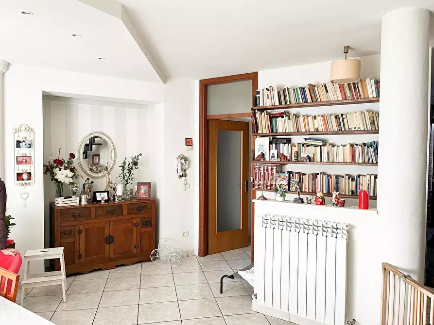 Immagine 3 di Appartamento in vendita  a Montelupo Fiorentino