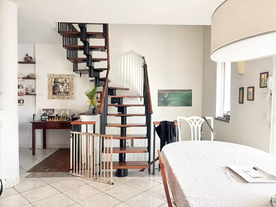 Immagine 8 di Appartamento in vendita  a Montelupo Fiorentino