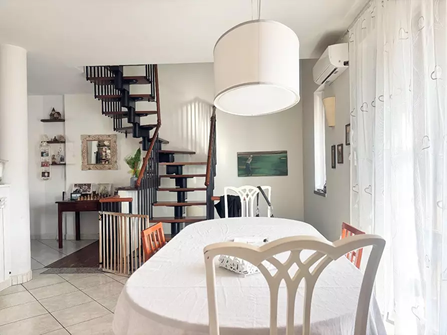 Immagine 9 di Appartamento in vendita  a Montelupo Fiorentino