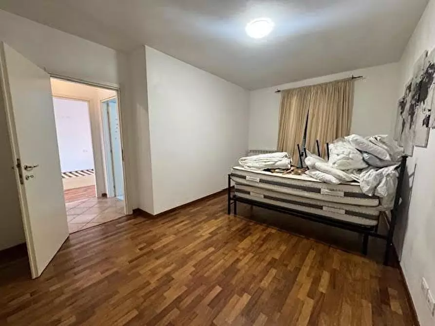 Immagine 6 di Appartamento in vendita  a Ortonovo