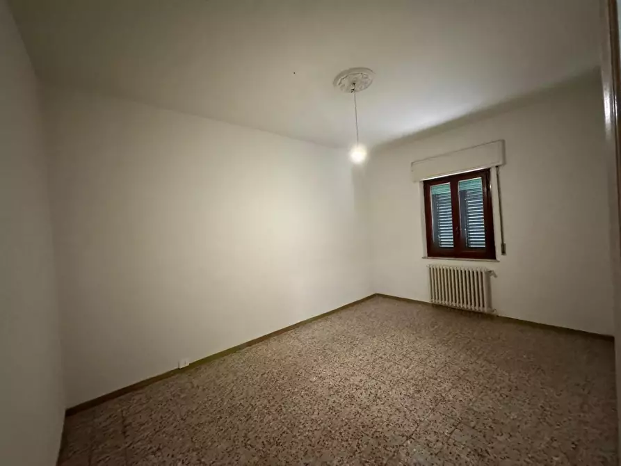 Immagine 14 di Casa semindipendente in vendita  a Lucca