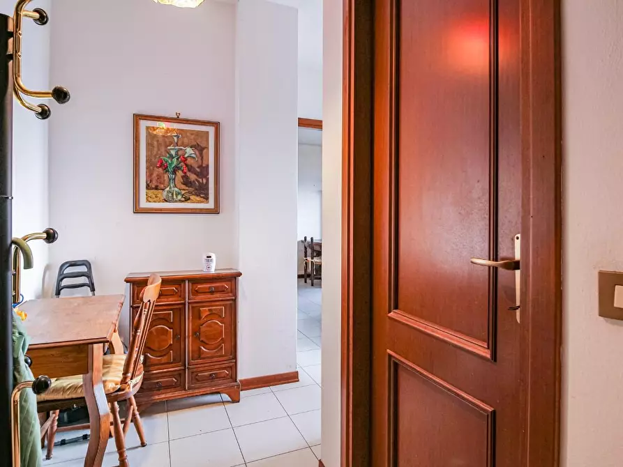 Immagine 11 di Appartamento in vendita  a Pisa