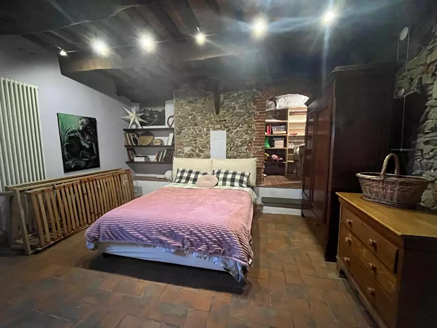 Immagine 9 di Loft/Open space in affitto  a Lucca