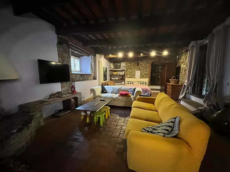 Immagine 6 di Loft/Open space in affitto  a Lucca