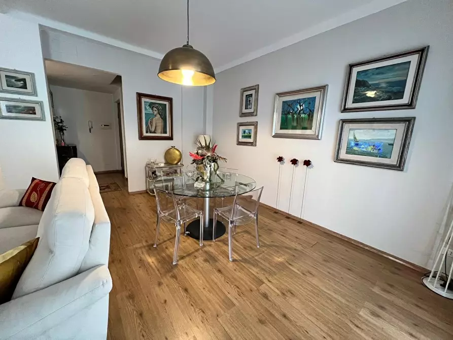 Immagine 4 di Appartamento in vendita  a La Spezia