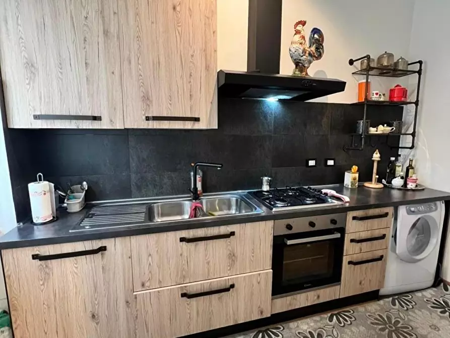 Immagine 9 di Appartamento in vendita  a La Spezia