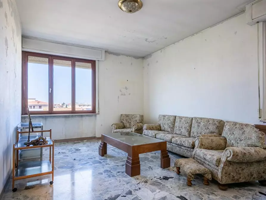 Immagine 10 di Appartamento in vendita  a Cascina