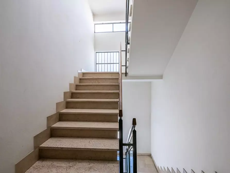 Immagine 2 di Appartamento in vendita  a Cascina