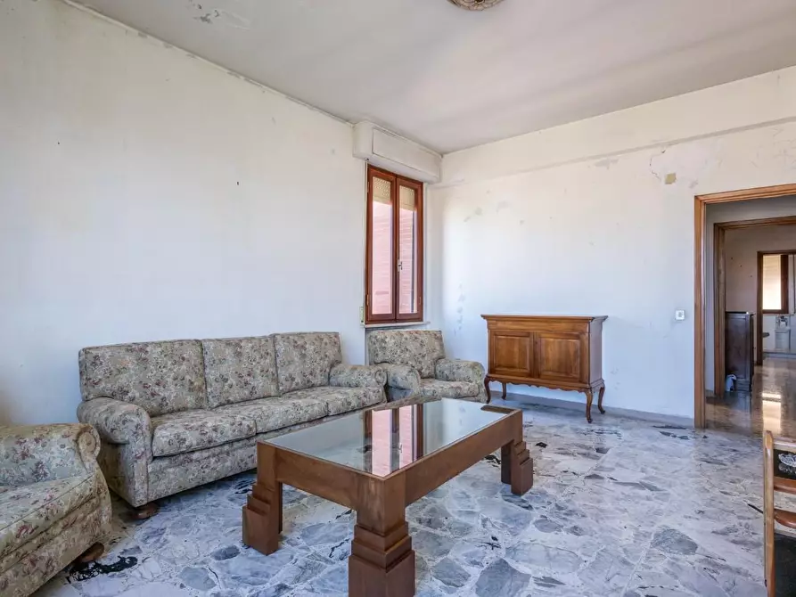 Immagine 11 di Appartamento in vendita  a Cascina