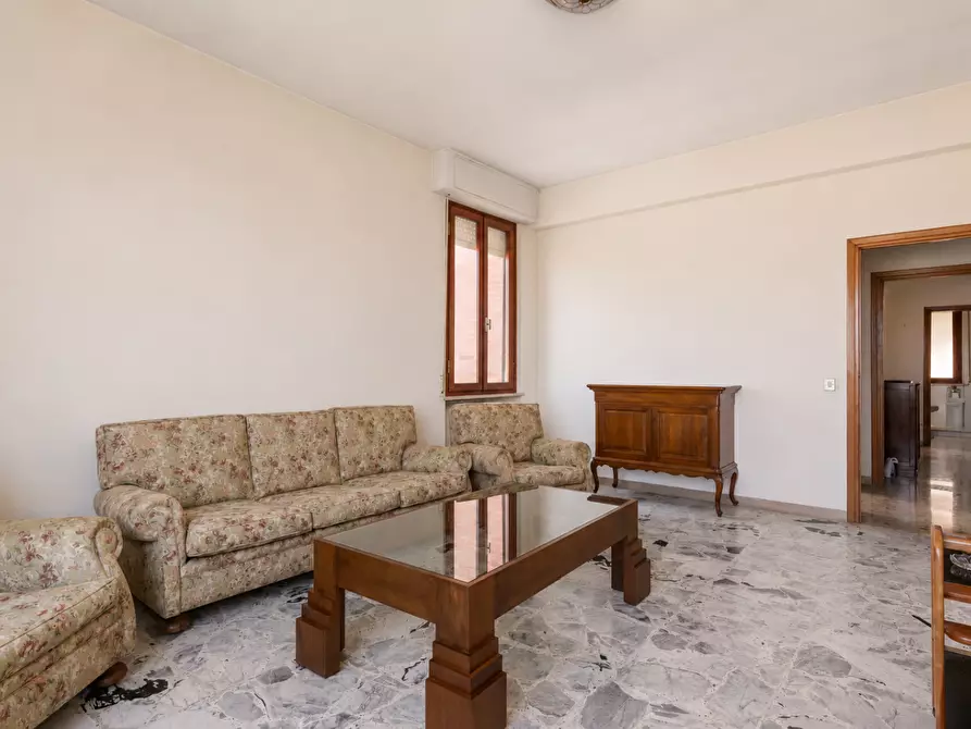 Immagine 12 di Appartamento in vendita  a Cascina