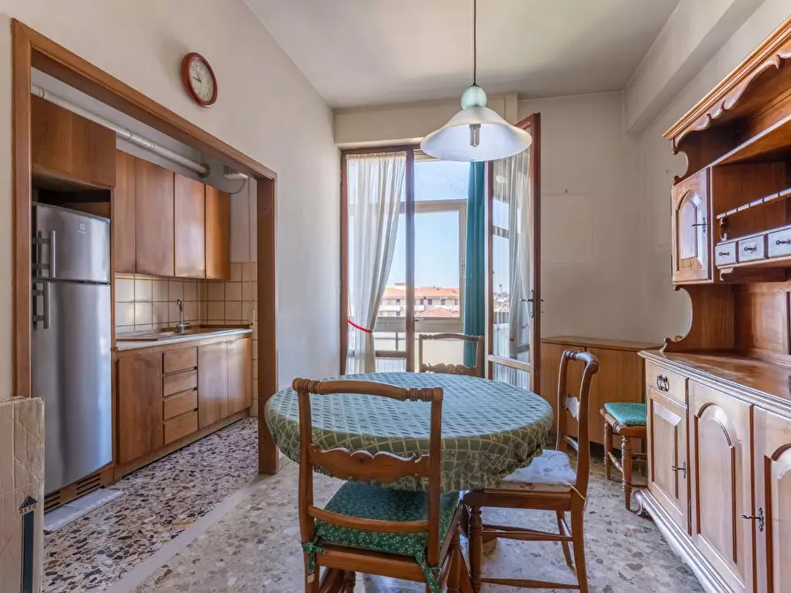 Immagine 5 di Appartamento in vendita  a Cascina