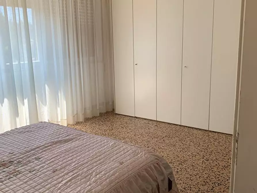 Immagine 6 di Appartamento in vendita  a Carrara