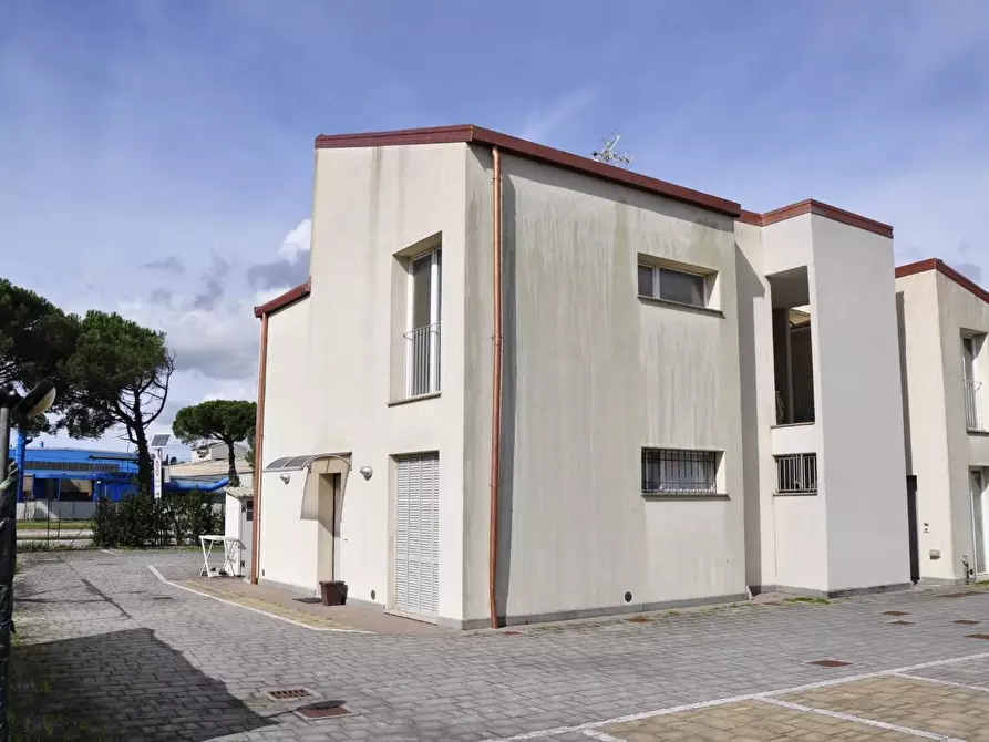 Immagine 6 di Appartamento in vendita  a Collesalvetti