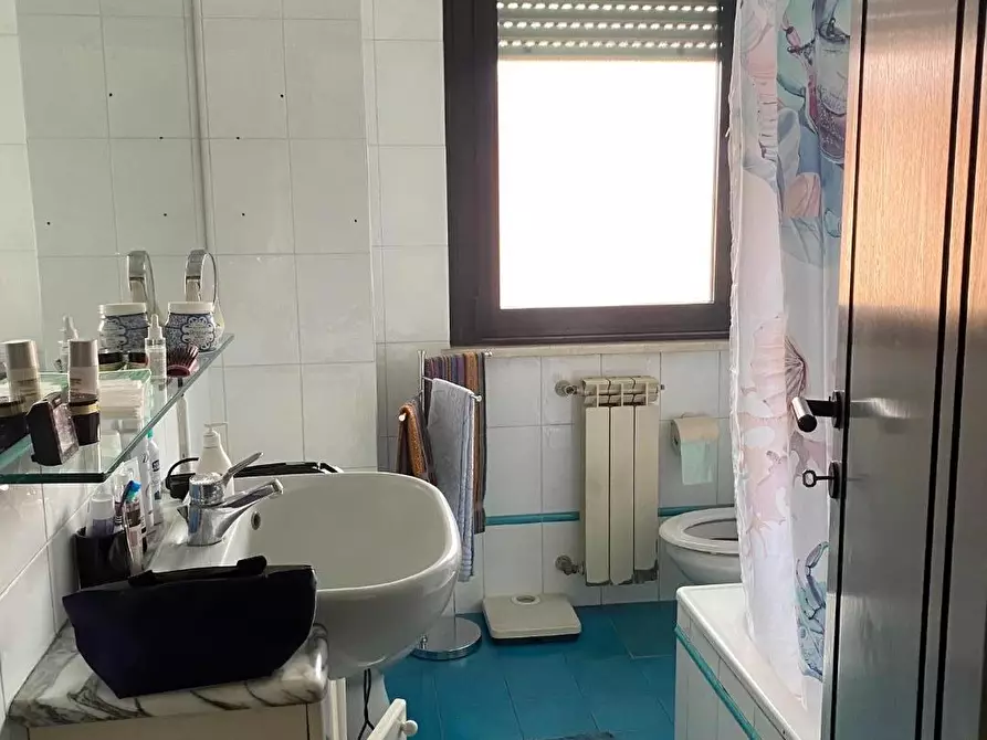 Immagine 31 di Casa quadrifamiliare in vendita  a Viareggio