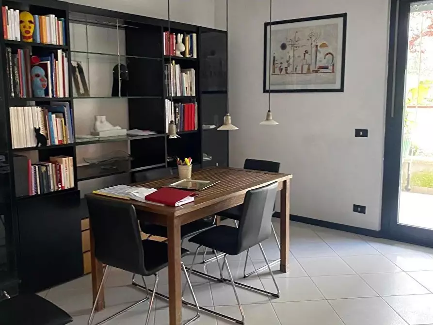 Immagine 11 di Casa quadrifamiliare in vendita  a Viareggio