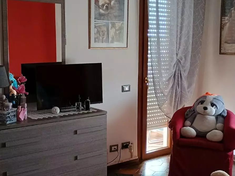 Immagine 3 di Appartamento in vendita  a Castelnuovo Magra