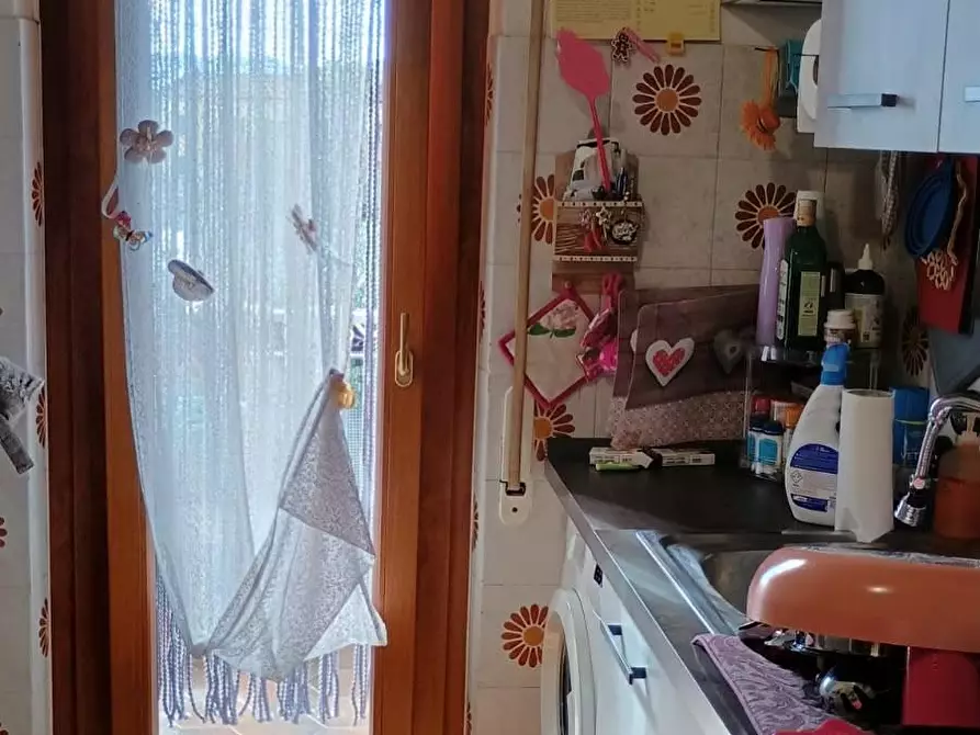 Immagine 9 di Appartamento in vendita  a Castelnuovo Magra