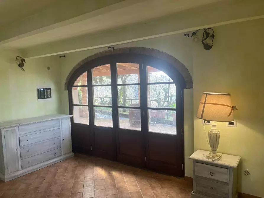 Immagine 38 di Casa colonica in vendita  a Palaia