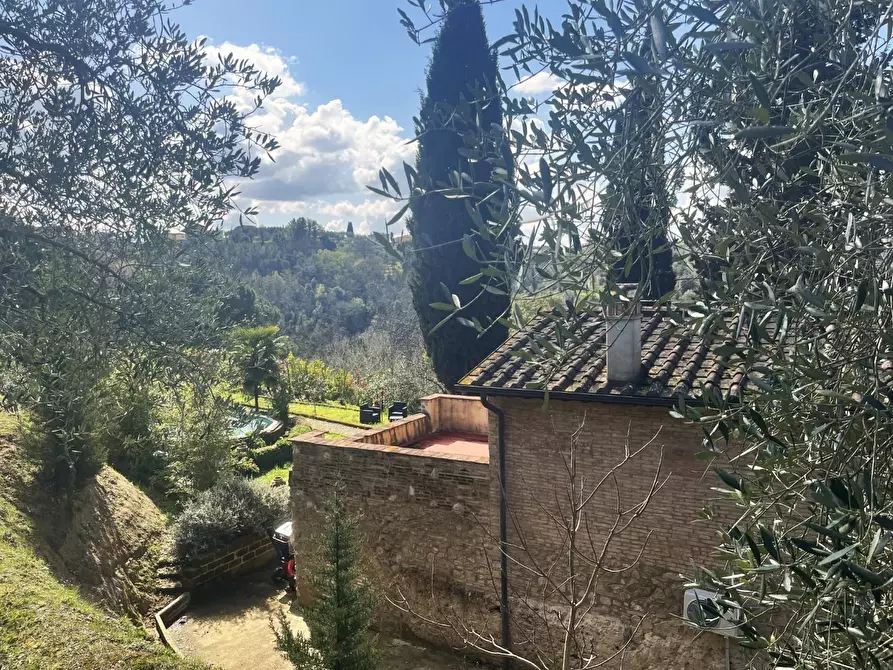 Immagine 12 di Casa colonica in vendita  a Palaia