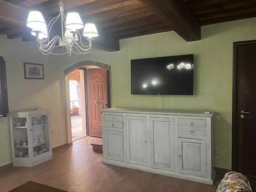 Immagine 18 di Casa colonica in vendita  a Palaia