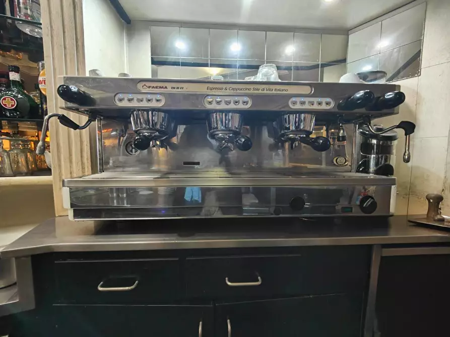 Immagine 7 di Bar / Ristorante in vendita  a Fucecchio