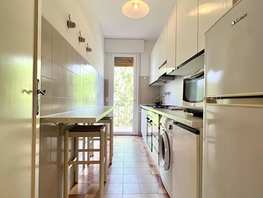 Immagine 14 di Appartamento in affitto  a Massa