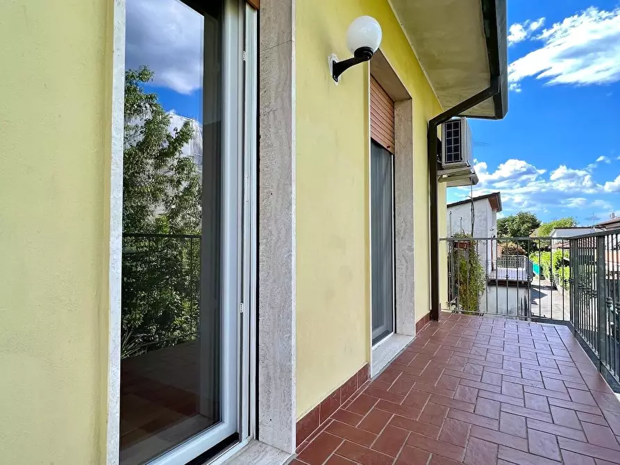 Immagine 18 di Appartamento in affitto  a Massa