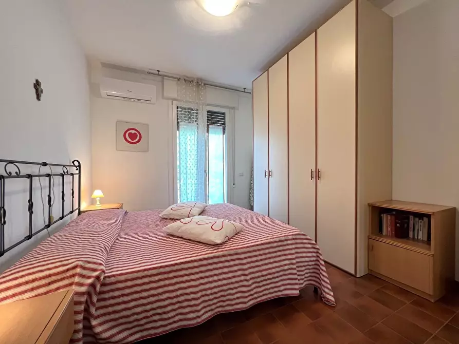 Immagine 20 di Appartamento in affitto  a Massa