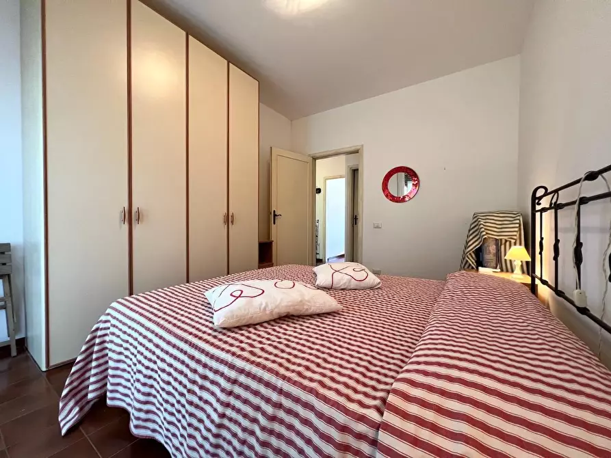 Immagine 21 di Appartamento in affitto  a Massa