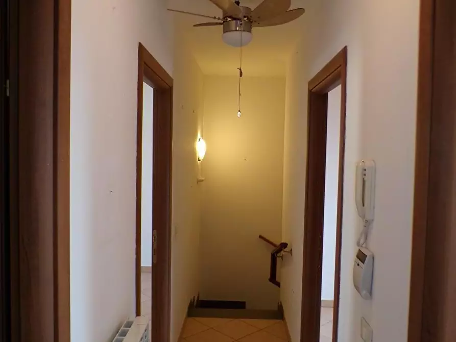 Immagine 24 di Villetta a schiera in vendita  a Cascina