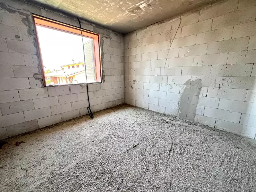 Immagine 10 di Villetta a schiera in vendita  a Santa Maria A Monte