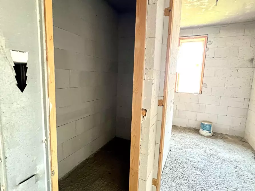 Immagine 16 di Villetta a schiera in vendita  a Santa Maria A Monte