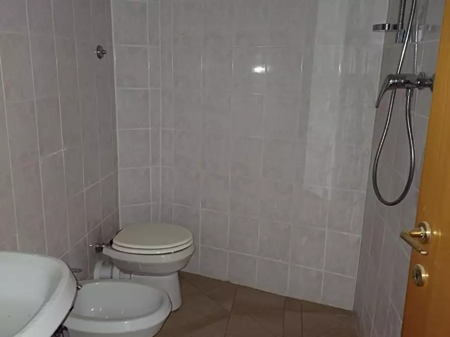 Immagine 8 di Appartamento in vendita  a Empoli