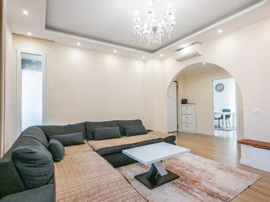 Immagine 6 di Appartamento in vendita  a Cascina