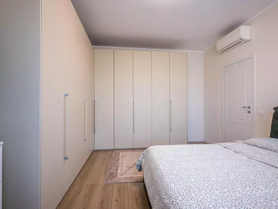 Immagine 25 di Appartamento in vendita  a Cascina